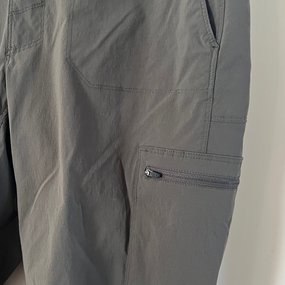 Tilley Men's Olive Cargo Pants - Picture 2 of 8